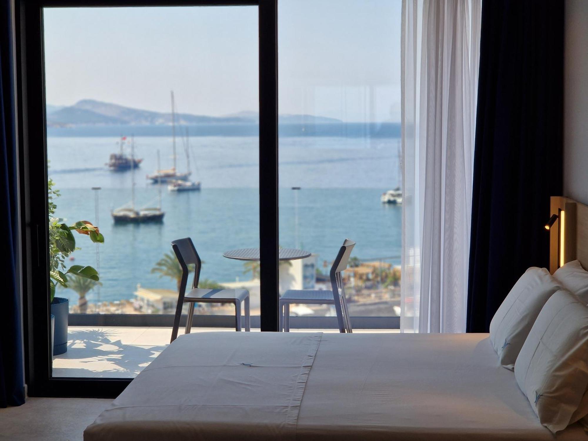 Victoria Boutique Hotel Sarande Exterior photo